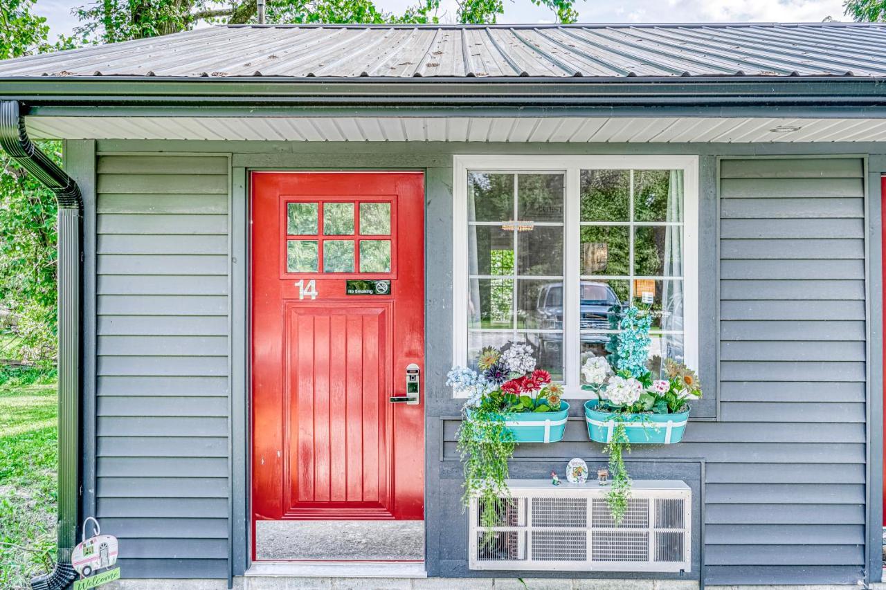 Lighthouse Kitchen Suites Near Auburn Waterloo I-69 Exit 334 Luaran gambar
