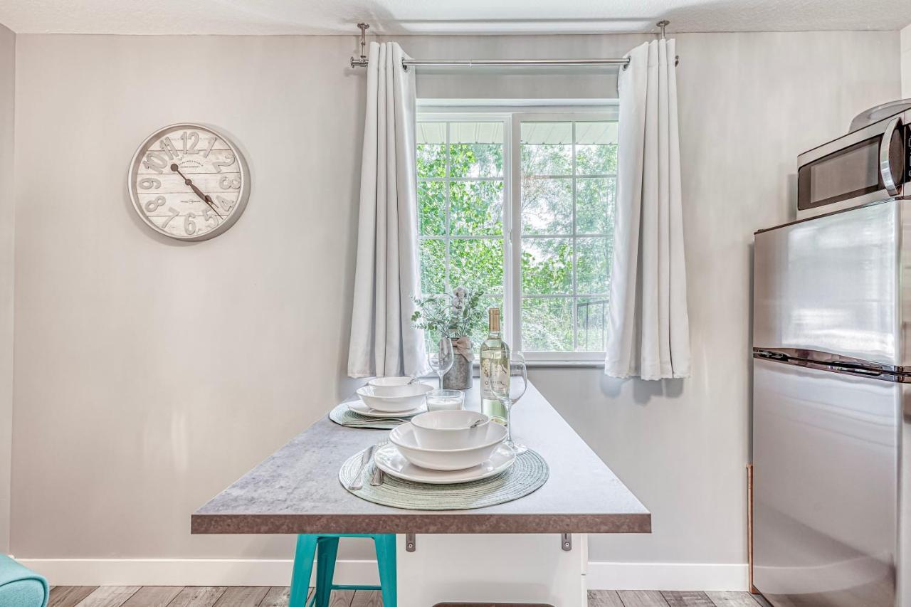 Lighthouse Kitchen Suites Near Auburn Waterloo I-69 Exit 334 Luaran gambar