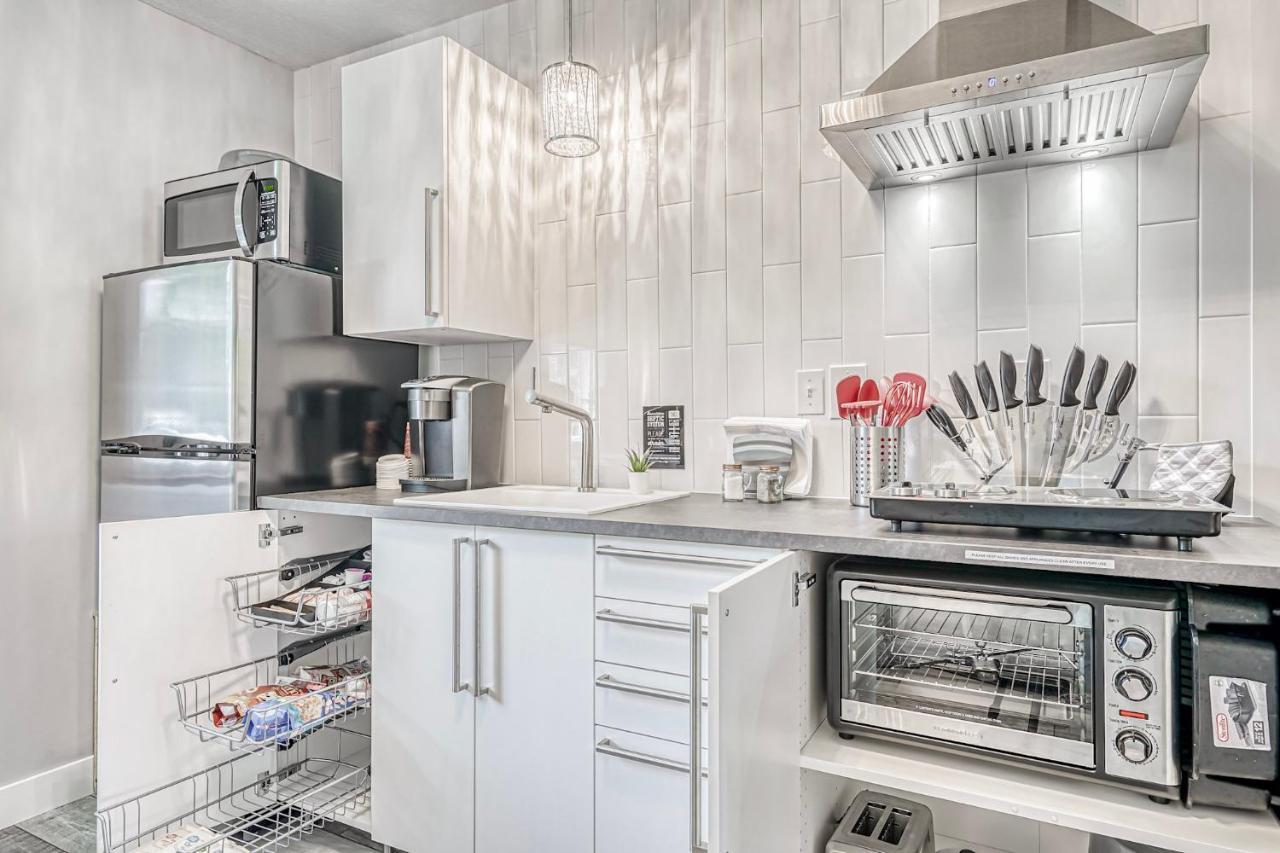Lighthouse Kitchen Suites Near Auburn Waterloo I-69 Exit 334 Luaran gambar